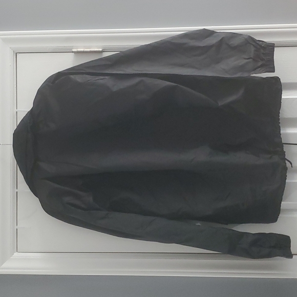 NWOT Mens lightweight rain jacket size Medium - Picture 3 of 7